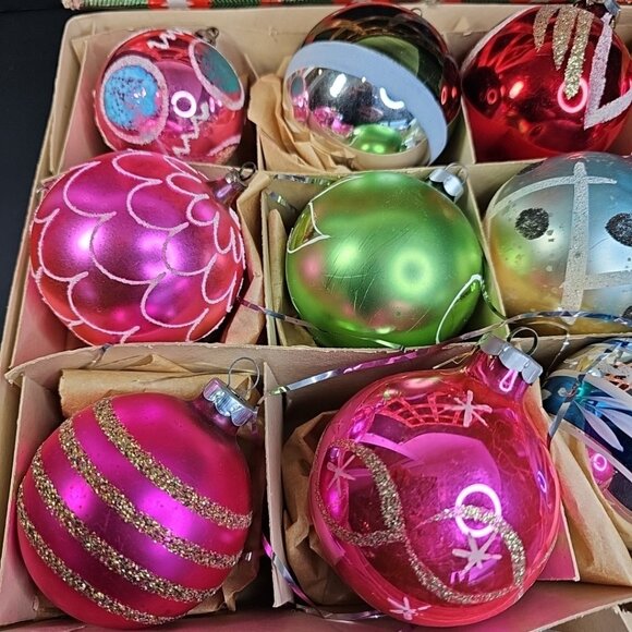 Vintage 1940s-50s Glass Christmas Balls Ornaments Baubles Lot Of 12 Please Read - Picture 2 of 16